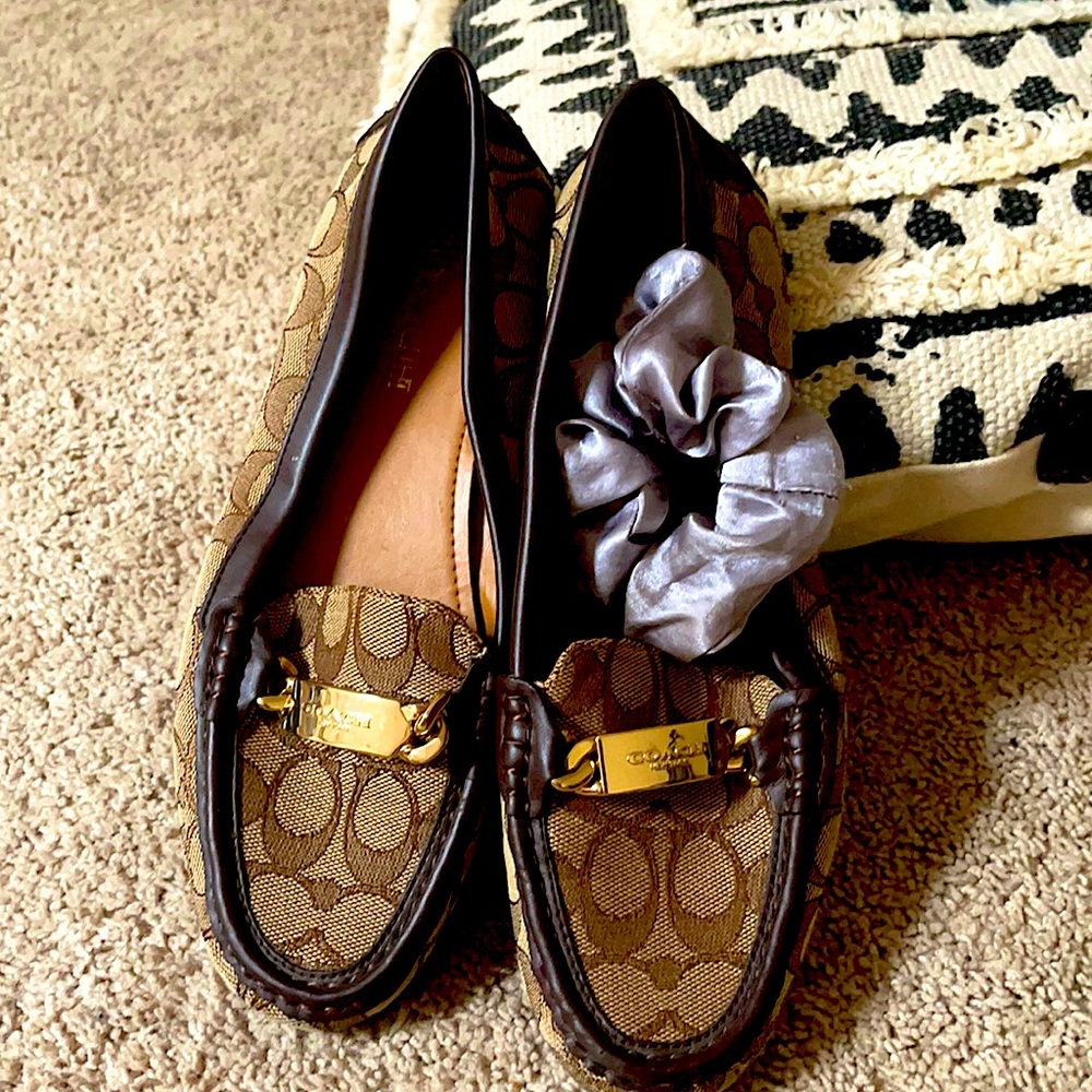 Coach dress shoes.barely worn!